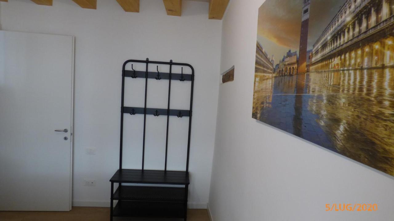 Casa Moderna A Due Passi Da Rialto Apartment Venice Exterior photo